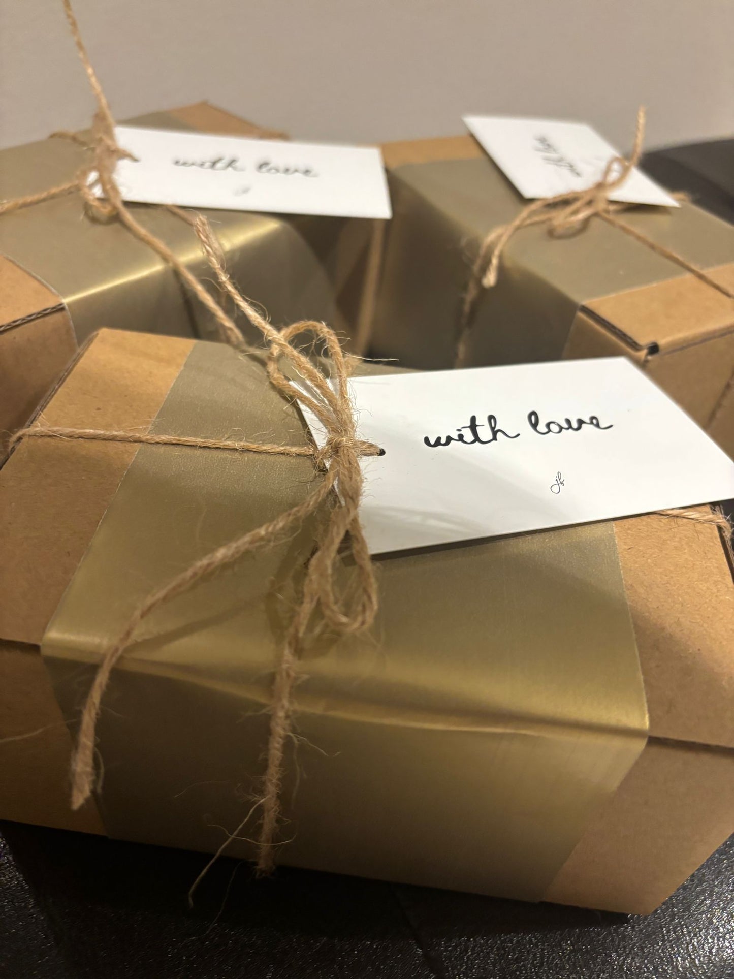 Hand-Painted Australian Botanical Set - Waratah Bouquet, 6 pack