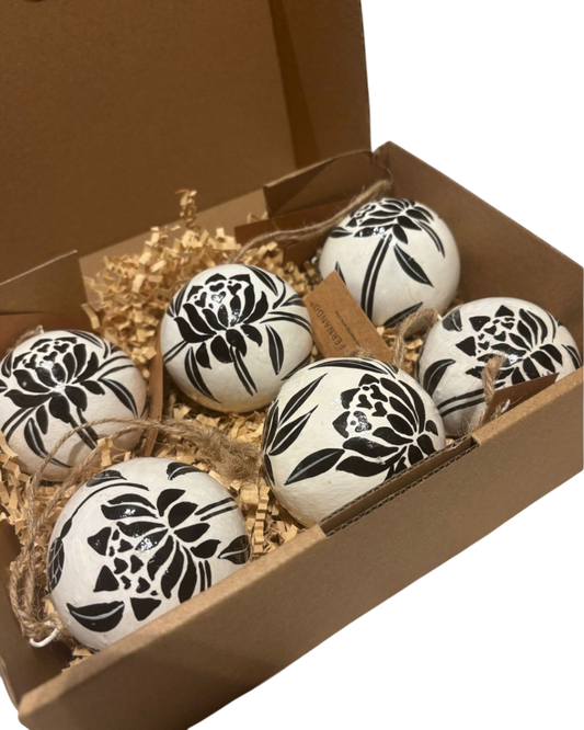 Hand-Painted Australian Botanical Set - Waratah Bouquet, 6 pack